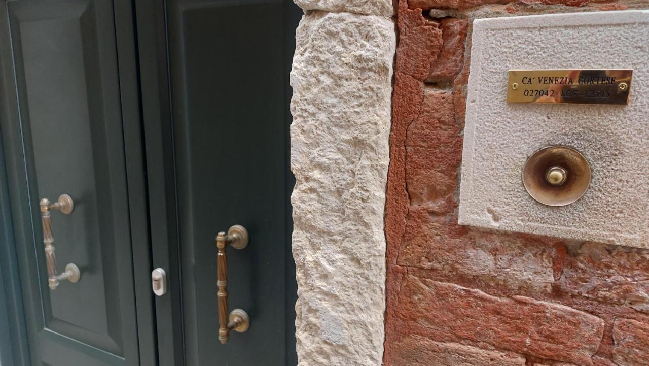Ca' Venezia Cortese Exteriör bild